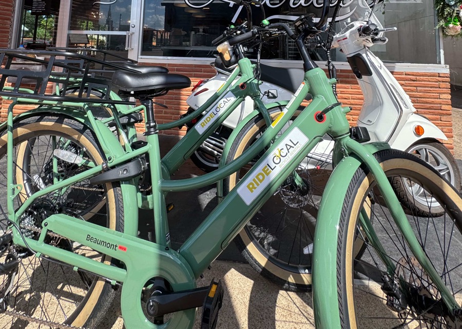 Riding an e-bike through Nacogdoches Texas